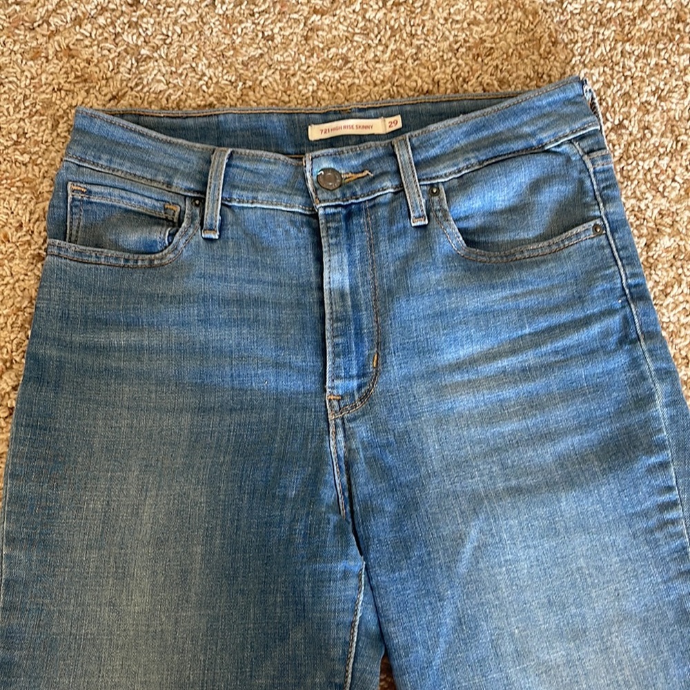 721 Levi High Rise Skinny Jean